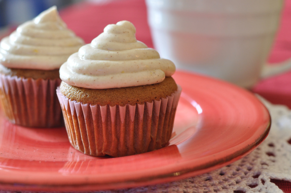 gingerbread cupcakes-0466