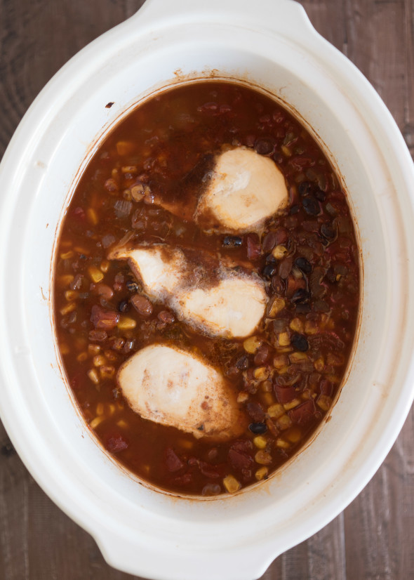 Chicken Chili {Slow Cooker} - Nutritious Eats