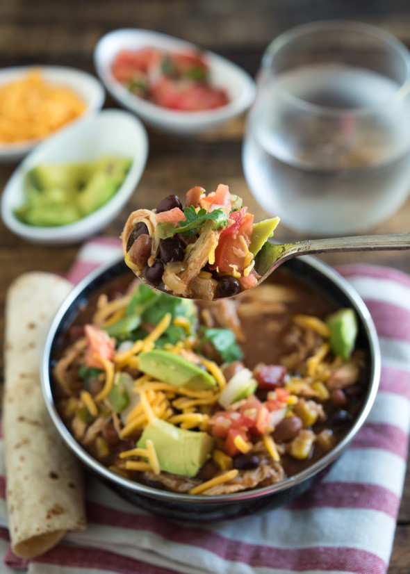 Chicken Chili {Slow Cooker} - Nutritious Eats