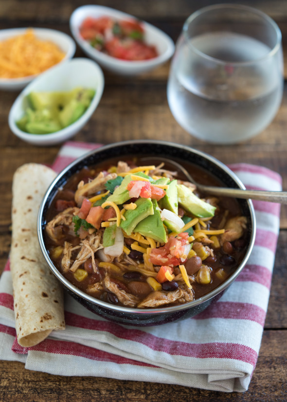 Chicken Chili {Slow Cooker} - Nutritious Eats