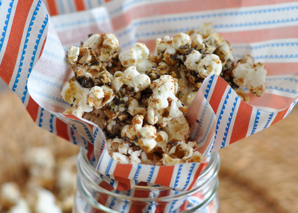 Caramelized Popcorn with Hemp & Chia Seeds