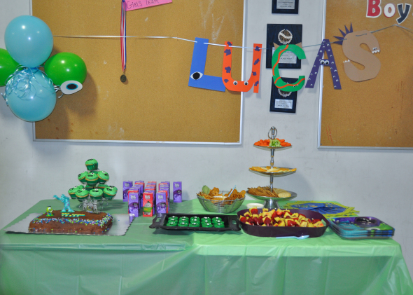 MonstersUniversityParty-1