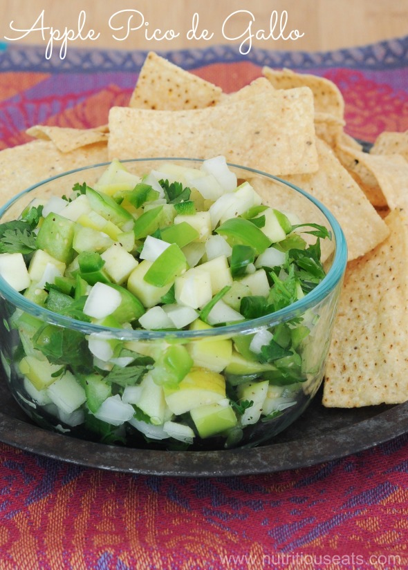 Apple Pico de Gallo | www.nutritiouseats.com 