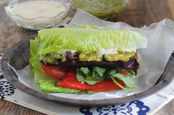 Grilled Vegetable Sandwich {Gluten Free Option} | www.nutritiouseats.com