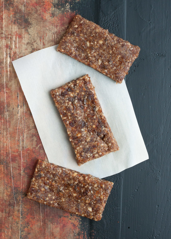 Gingerbread Energy Bars- aka. Homemade "Larabars" | www.nutritiouseats.com #glutenfree #paleo #vegan #raw