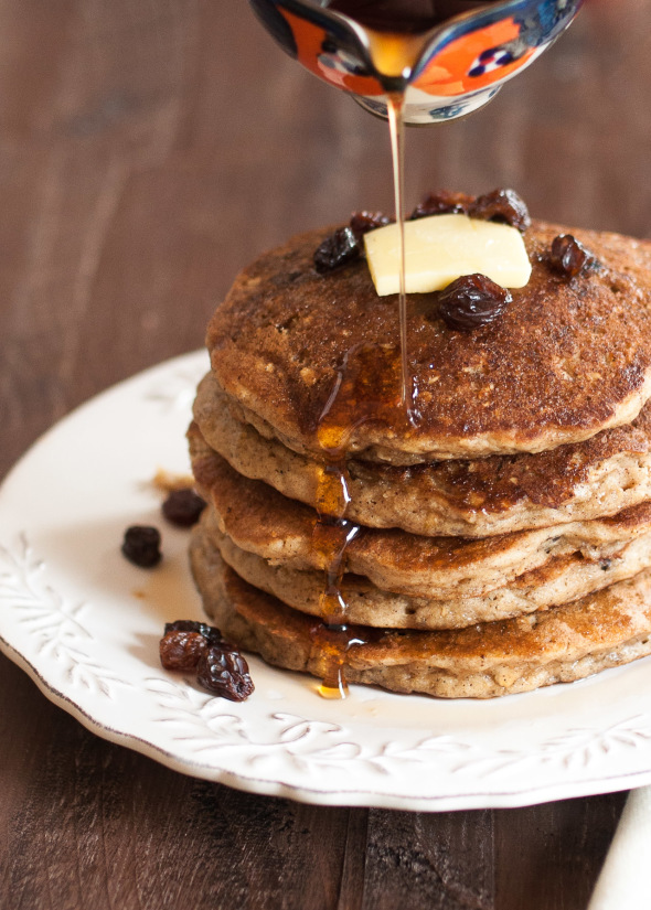 Oatmeal Raisin Pancakes (Gluten Free, Dairy-Free) | www.nutritiouseats.com