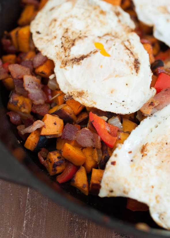 SCRAMBLED EGGS w SWEET POTATO HASH + BACON