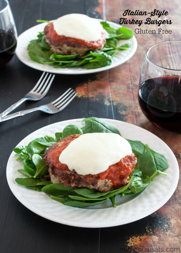 Italian-Style Turkey Burgers | www.nutritiouseats.com