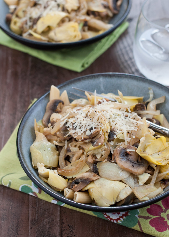 Artichoke, Mushroom and Onion Sauté #glutenfree | www.nutritiouseats.com