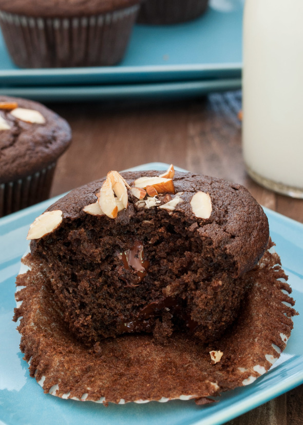 Double Chocolate Almond Muffins #glutenfree | www.nutritiouseats.com