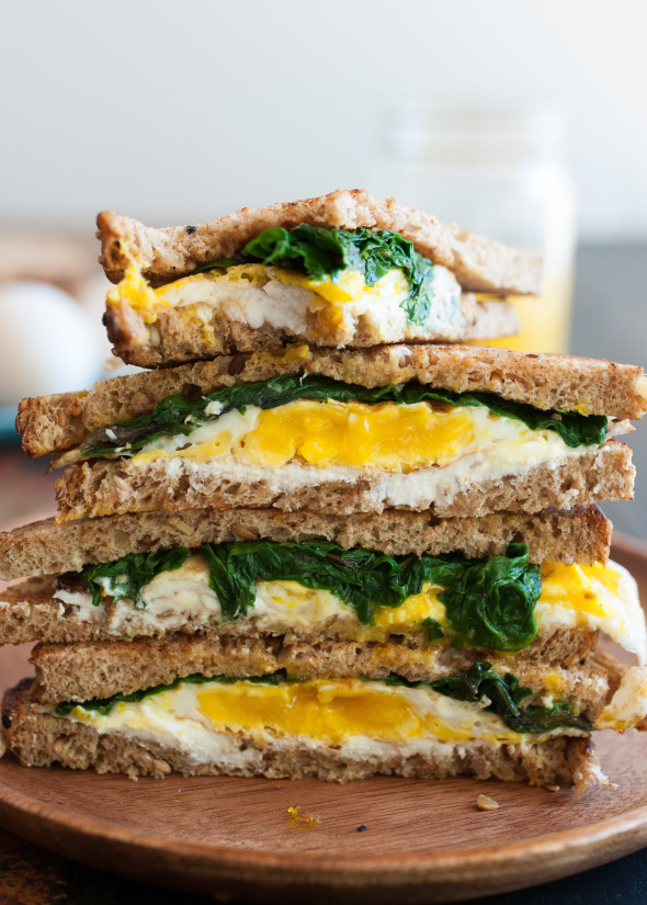 Eggs, Greens and Goat Cheese Sandwich | www.nutritiouseats.com