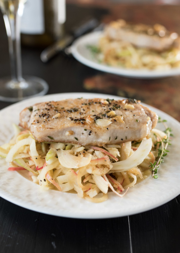 Pork Chops With Apple, Fennel and Thyme | Nutritious Eats