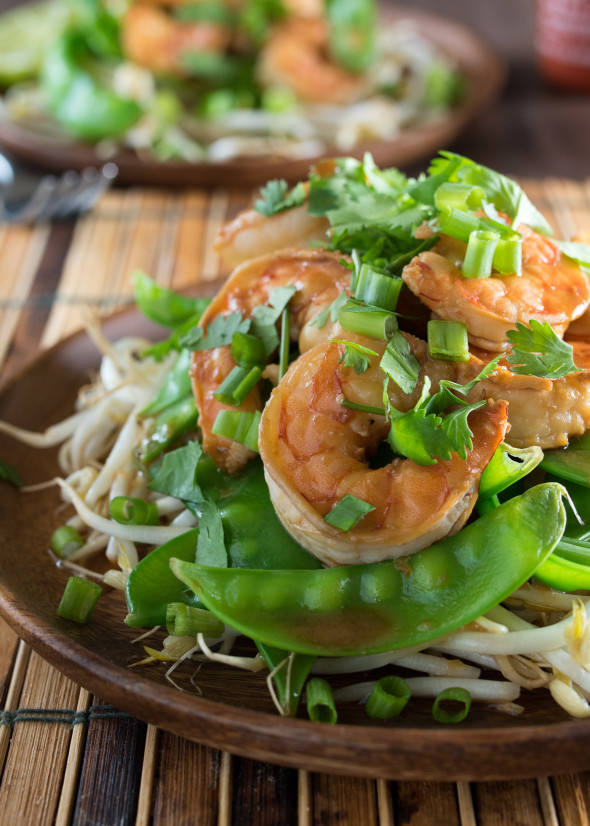 Ginger and Soy Shrimp with Bean Sprouts and Snow Peas | Nutritious Eats