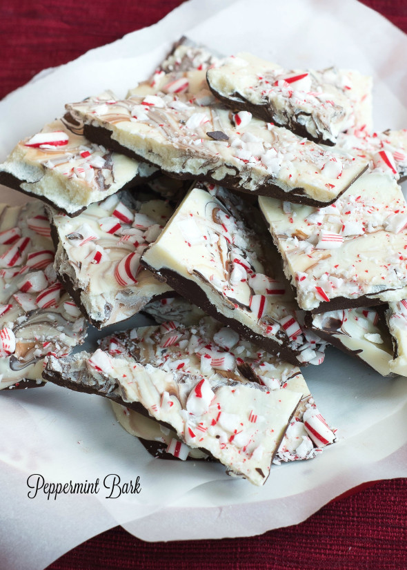 Peppermint Bark- a great make-ahead holiday treat for teacher's gifts, your neighbors or a party | Nutritious Eats