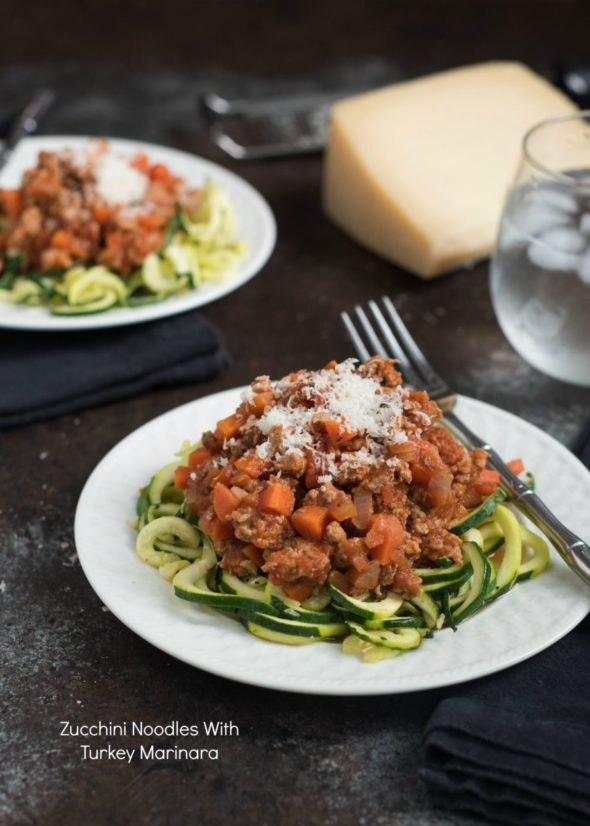 Zucchini Noodles With Turkey Marinara- Quick and easy, ready in under 30 minutes. Whole foods,, gluten free and paleo friendly. | www.nutritiouseats.com