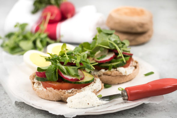 Open Face Veggie Cheese Toast With A Mustard Vinaigrette- Spreadable California cheese, topped with fresh spring veggies on a whole grain english muffin #ad | www.nutritiouseats.com 