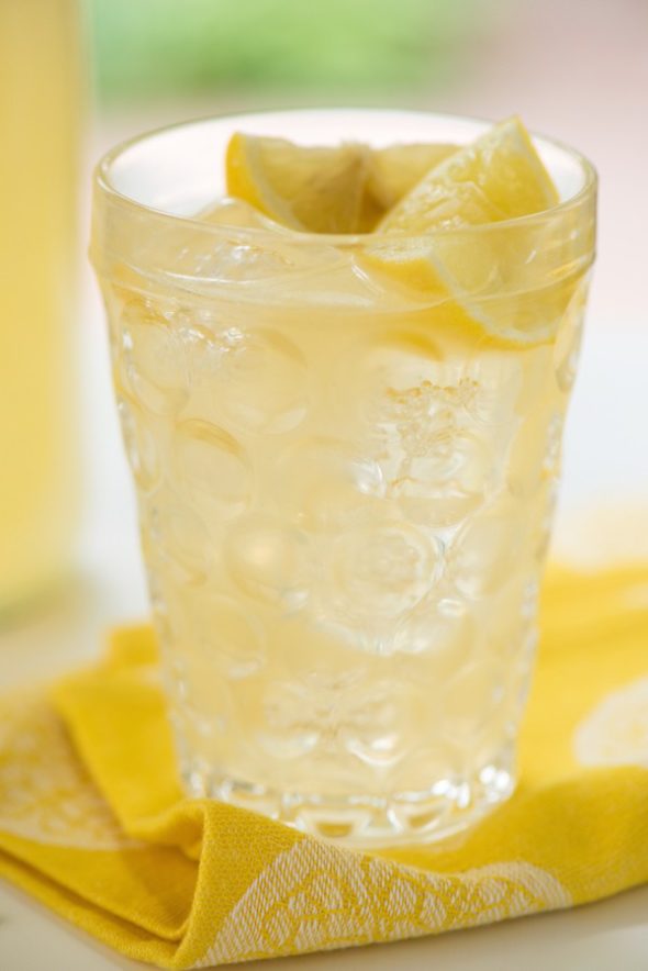 31 Fresh Summertime Lemonade Recipes- Roundup- www.nutritiouseats.com