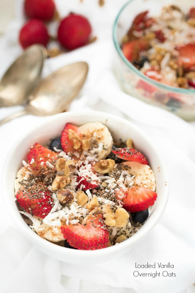 Loaded Vanilla Overnight Oats- the prefect make-ahead, healthy breakfast. Easy to make, easy to customize! #glutenfree | www.nutritiouseats.com