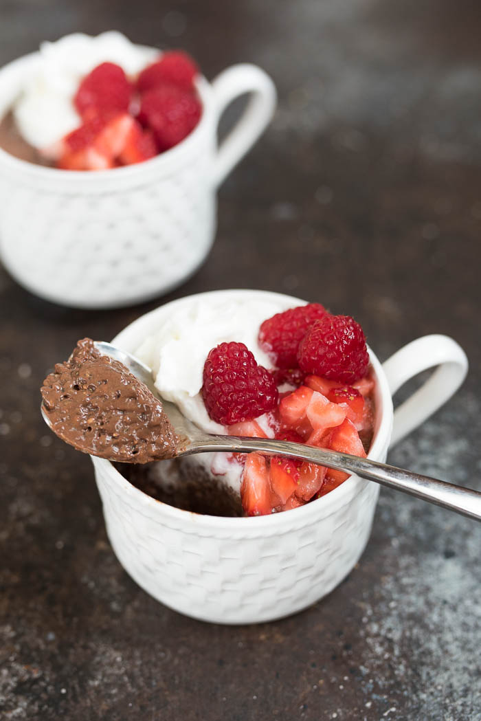 Overnight Chocolate Chia Seed Pudding- 4 simple ingredients and you have this yummy high fiber, high protein, vegan, gluten free breakfast or snack prepped in a few minutes the night before! | www.nutritiouseats.com