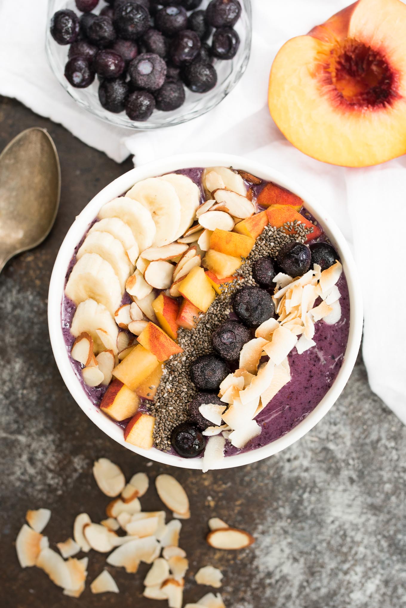 Blueberry Smoothie Breakfast Bowl- a delicious and nourishing bowl that is gluten free, plant based and great for any meal! #ad | www.nutritiouseats.com