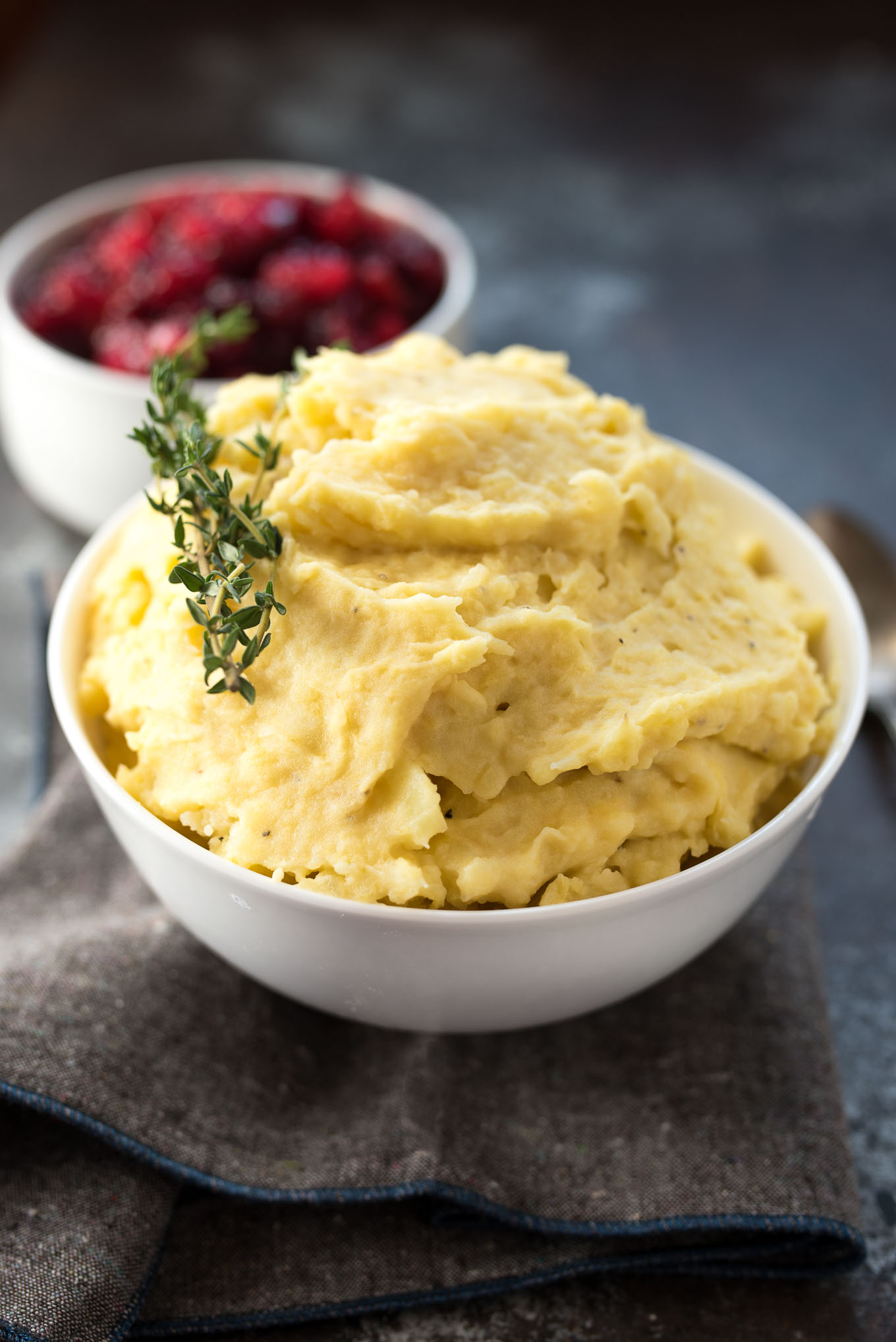 Potato and Squash Mash- looking for a healthier version of traditional mashed potatoes? Come check out this recipe! #glutenfree ! | www.nutritiouseats.com