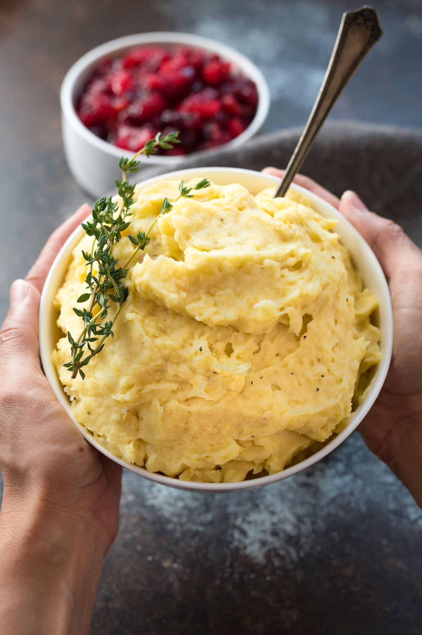 Potato and Squash Mash- looking for a healthier version of traditional mashed potatoes? Come check out this recipe! #glutenfree ! | www.nutritiouseats.com