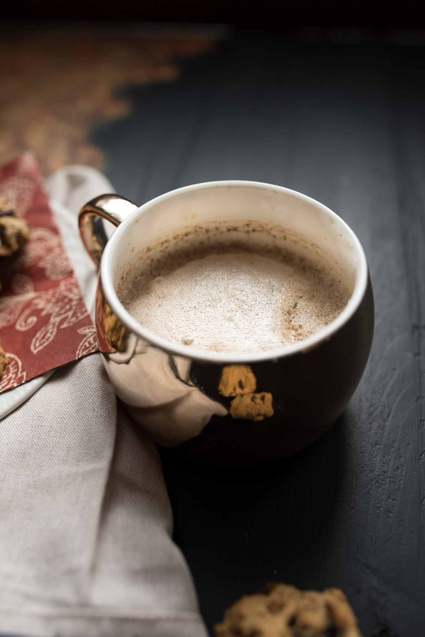 Cranberry Almond Spice Cookies- the perfect spiced cookie to dunk in your coffee. Not too sweet, but tons of flavor! #ad | www.nutritiouseats.com