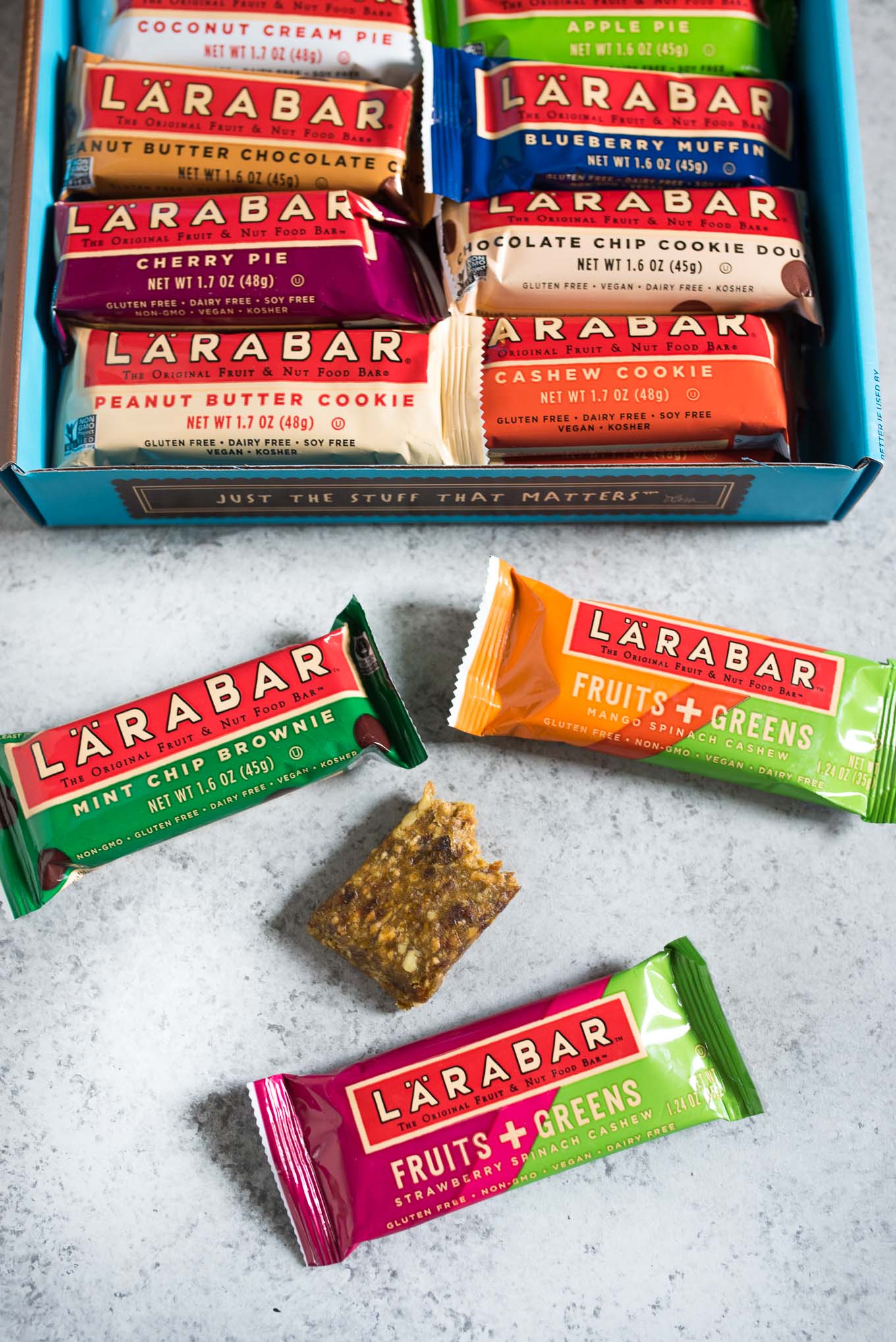 The perfect fruit and nut bar to stock up on- #glutenfree #paleo and #whole30 compliant. Real food in a snack bar form! 25% off through Feb. 14th! #sponsored