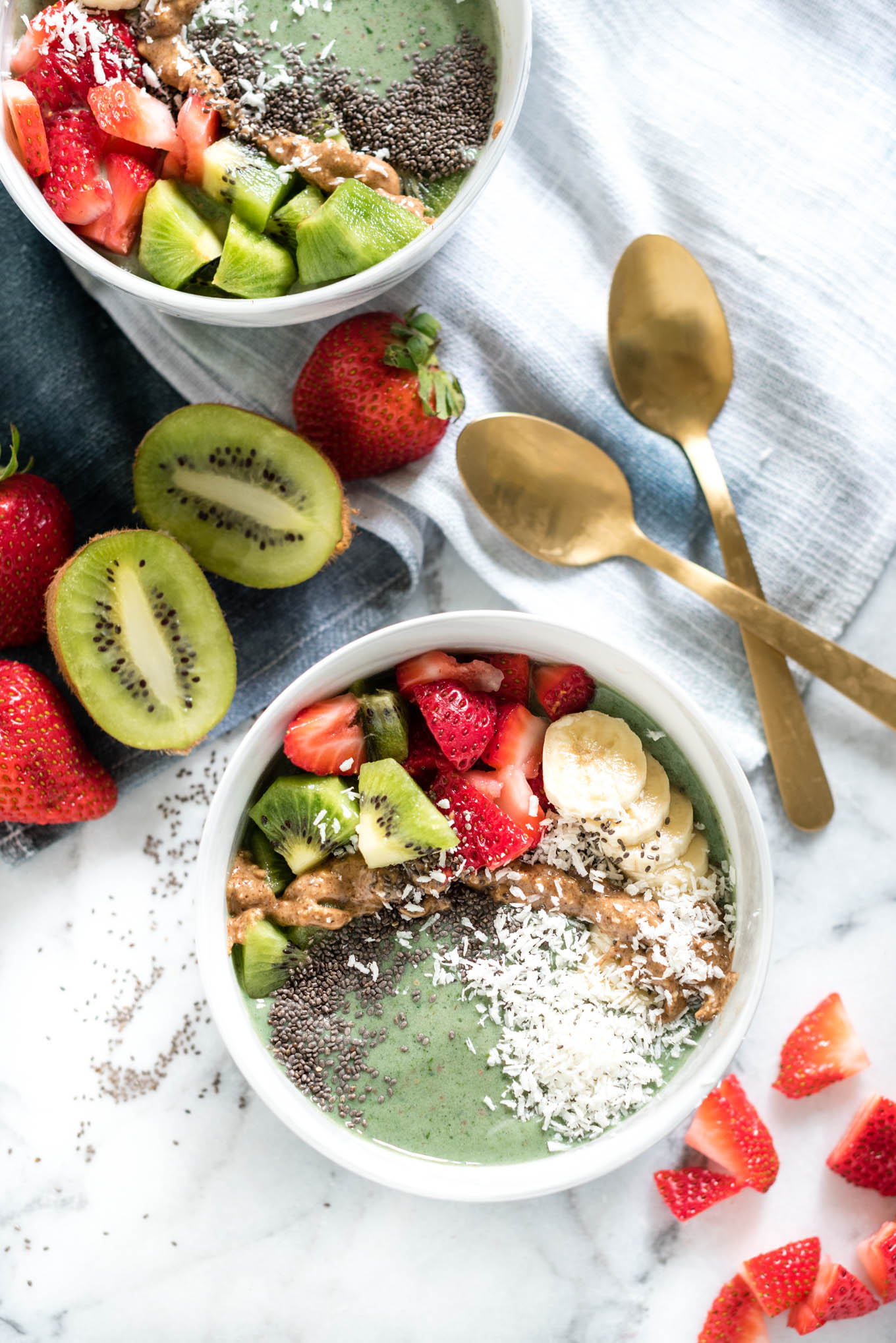 Green Berry Smoothie Bowl 