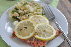 Lemon Dill Salmon: Farm Versus Wild & Meal Planning Monday!