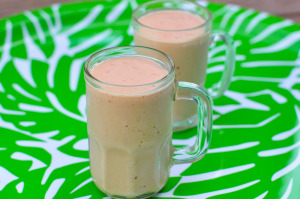 Trick to Making the Creamiest Smoothie & a Tropical Smoothie Recipe