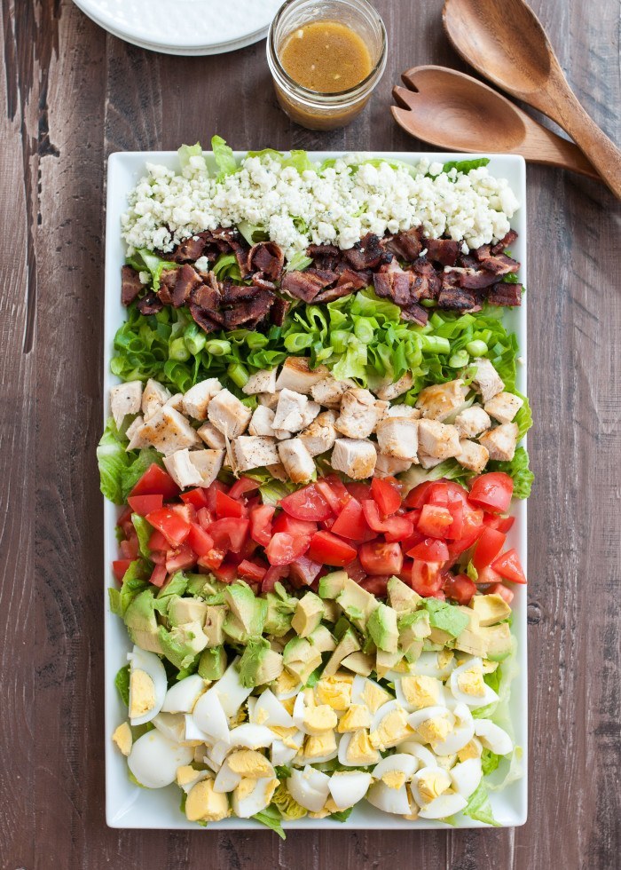Classic Cobb Salad with Red Wine Vinaigrette | www.nutritiouseats.com