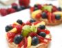 Whole Grain Waffle Fruit Pizza- this simple and fun balanced breakfast is great way to jazz up your waffles. Whipped vanilla cream cheese and all the fruit. #glutenfree | www.nutritiouseats.com